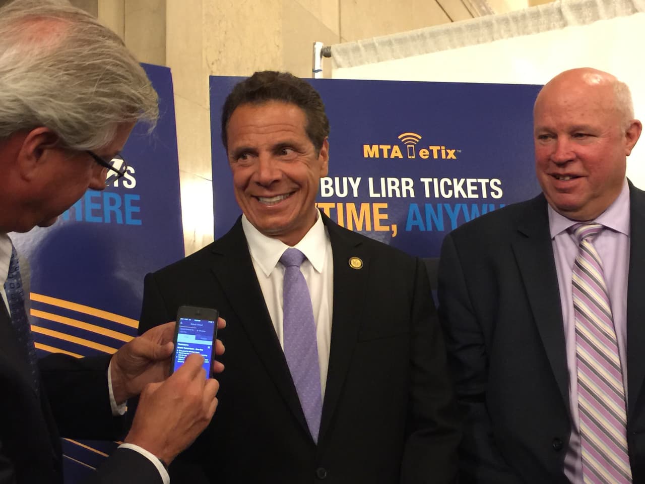 Usuarios del LIRR y Metro North pueden comprar los boletos desde su teléfono celular 