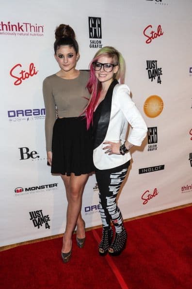 Tal vez las nuevas amistades de esta mini diva tuvieron bastante influencia en el nuevo estilo que nos presume hoy en día.