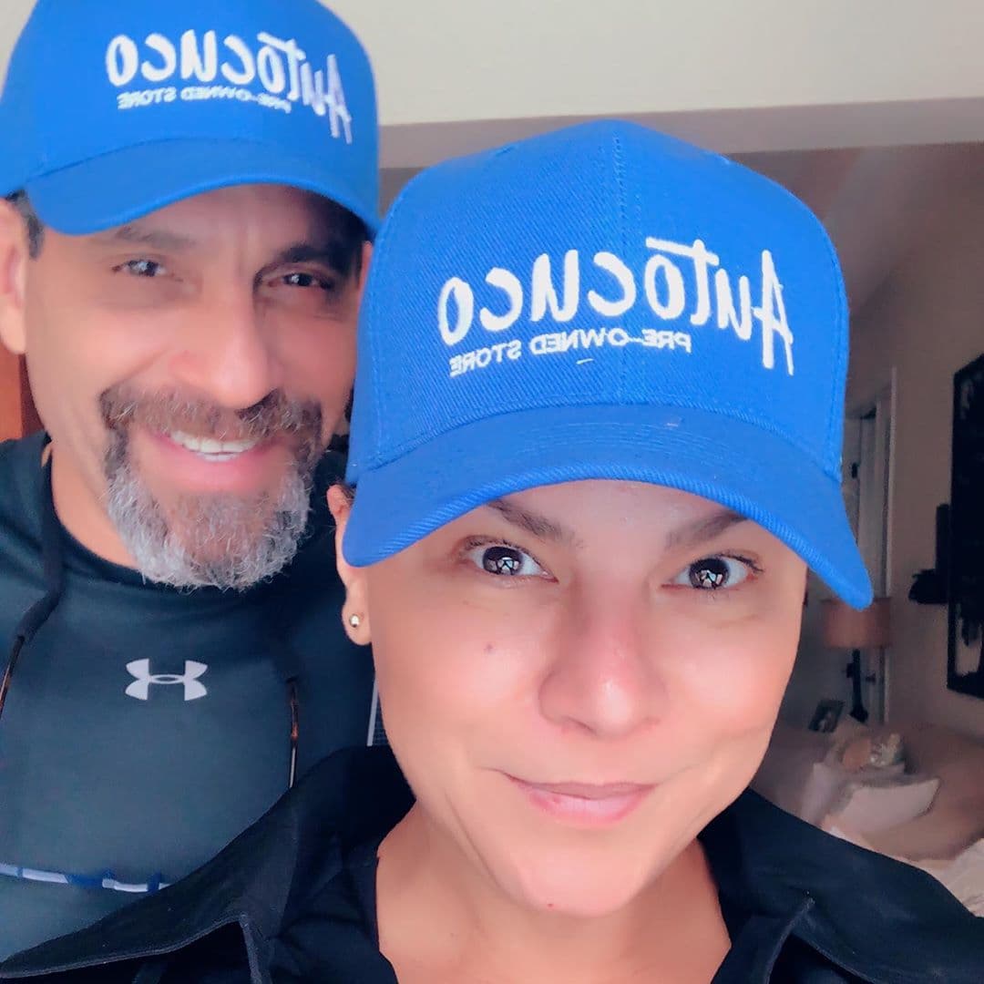 Olga Tañón afirmó que su amor por Billy Denizard ha sufrido una metamorfosis. “Cuando uno comienza una relación se cree que no puede estar más enamorada, pero el amor verdadero es el que se va haciendo con más tiempo”, planteó.