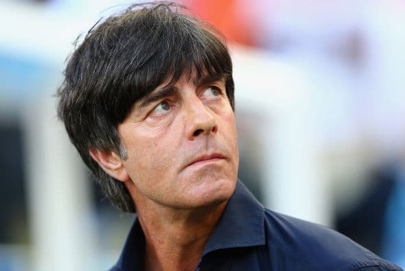 El entrenador Joachim Loew, de Alemania, muy serio antes del encuentro.