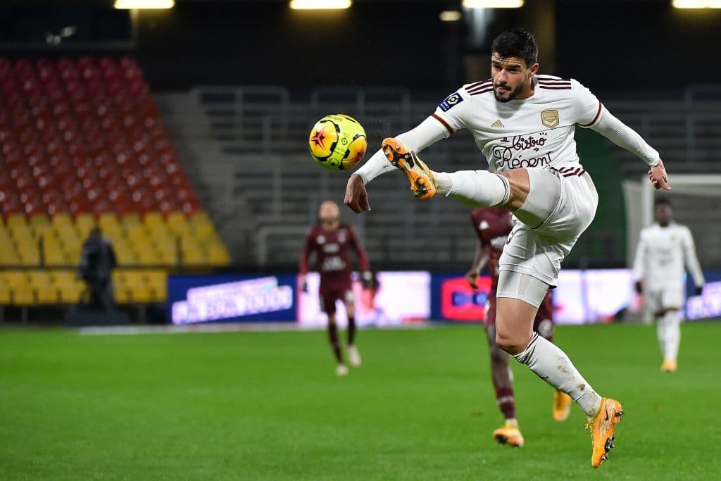 Metz y Bordeaux igualaron sin goles y llegaron a 24 y 23 unidades, respectivamente.