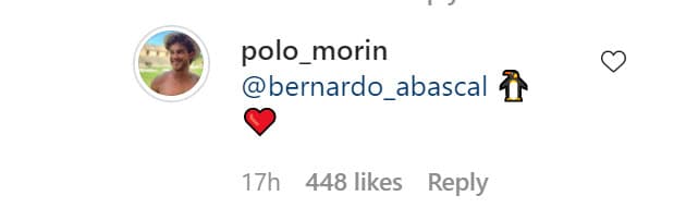 El actor de 29 años le respondió con un par de emoticonos iguales. 
<br>