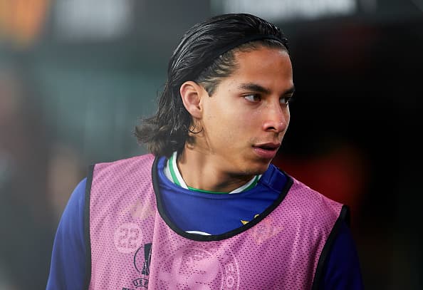 Enciende las alarmas golpe de Lainez en el Betis