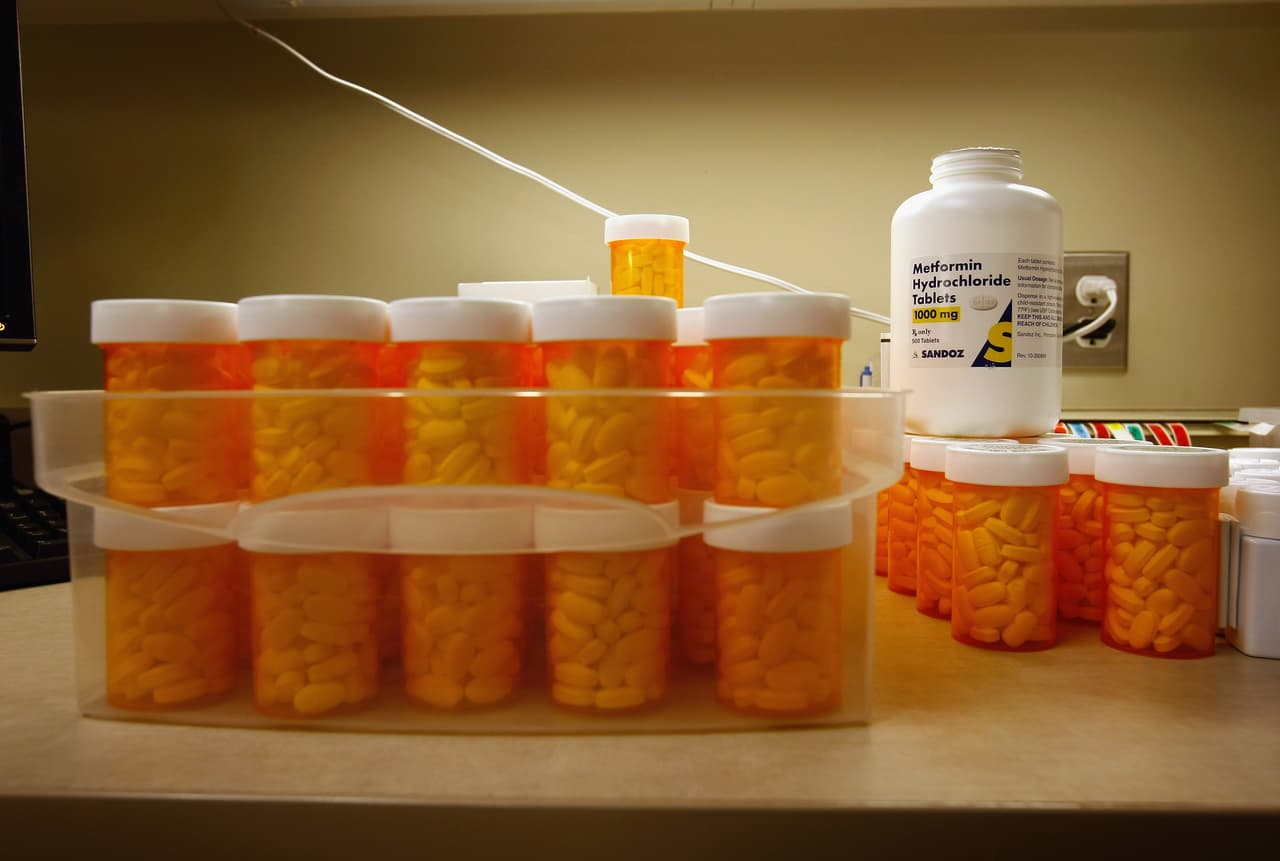 Nueva legislación permite a California fabricar medicamentos genéricos a bajo costo 
