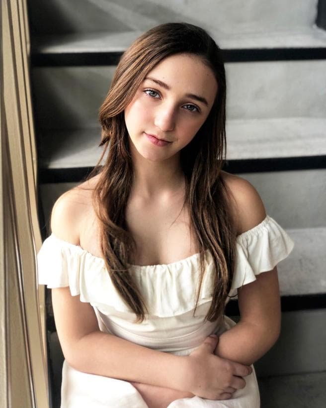 En cuanto a las dificultades de su carrera, Nina Rubín afirmó que lo más complicado ha sido compaginar su trabajo en los foros de grabación con la escuela.