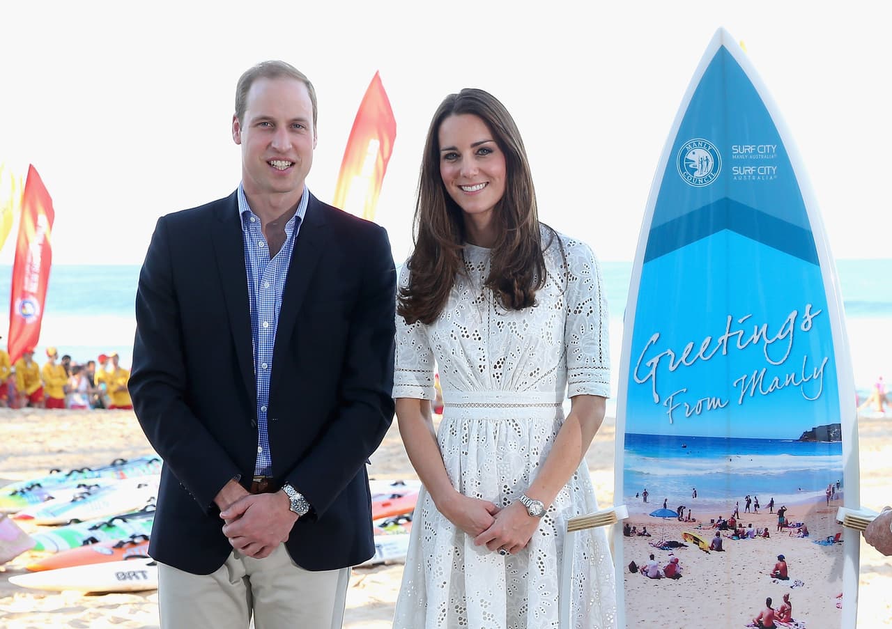 Justo cuatro años antes, Kate Middleton y su esposo visitaron las playas de Sidney como parte de su gira por Australia y Nueva Zelanda. Ahí dejó claro que tiene un mayor control al elegir sus atuendos para la ocasión.