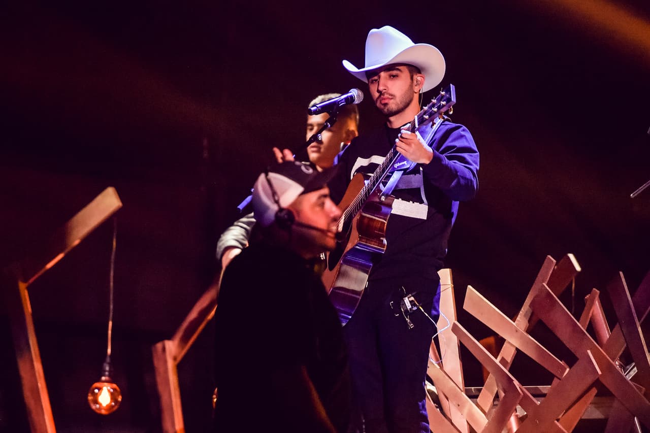 Humilde, tierno y muy talentoso.