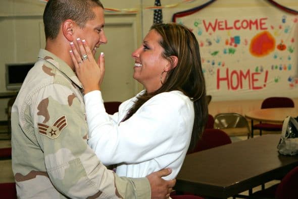 Y si el amor vence distancias, también vence guerras.