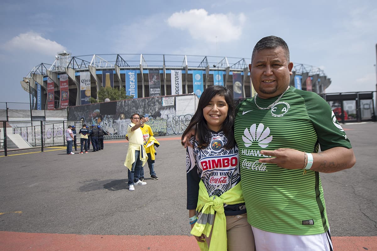 Foto de accion del partido America vs Guadalajara correspondiente a la jornada 11 del torneo Apertura 2018 de la Liga BBVA Bancomer realizado en el estadio Azteca. Action photo of the America vs Guadalajara game corresponding to day 11 of the 2018 Apertura tournament of the BBVA Bancomer League held at the Azteca stadium. EN LA FOTO: