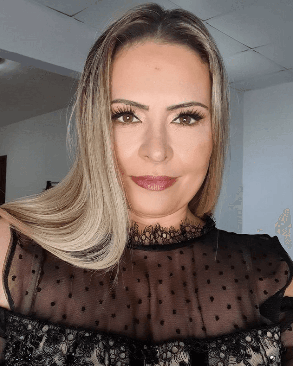 Seguidores y amigos famosos de la actriz le enviaron sus condolencias y muestras de amor, entre ellas la actriz
<b>Mercedes Molto</b>: "Karyme princesa, lo siento mucho te mando un abrazo enorme, un ángel más en el cielo que te protegerá por siempre", se lee en la red social.