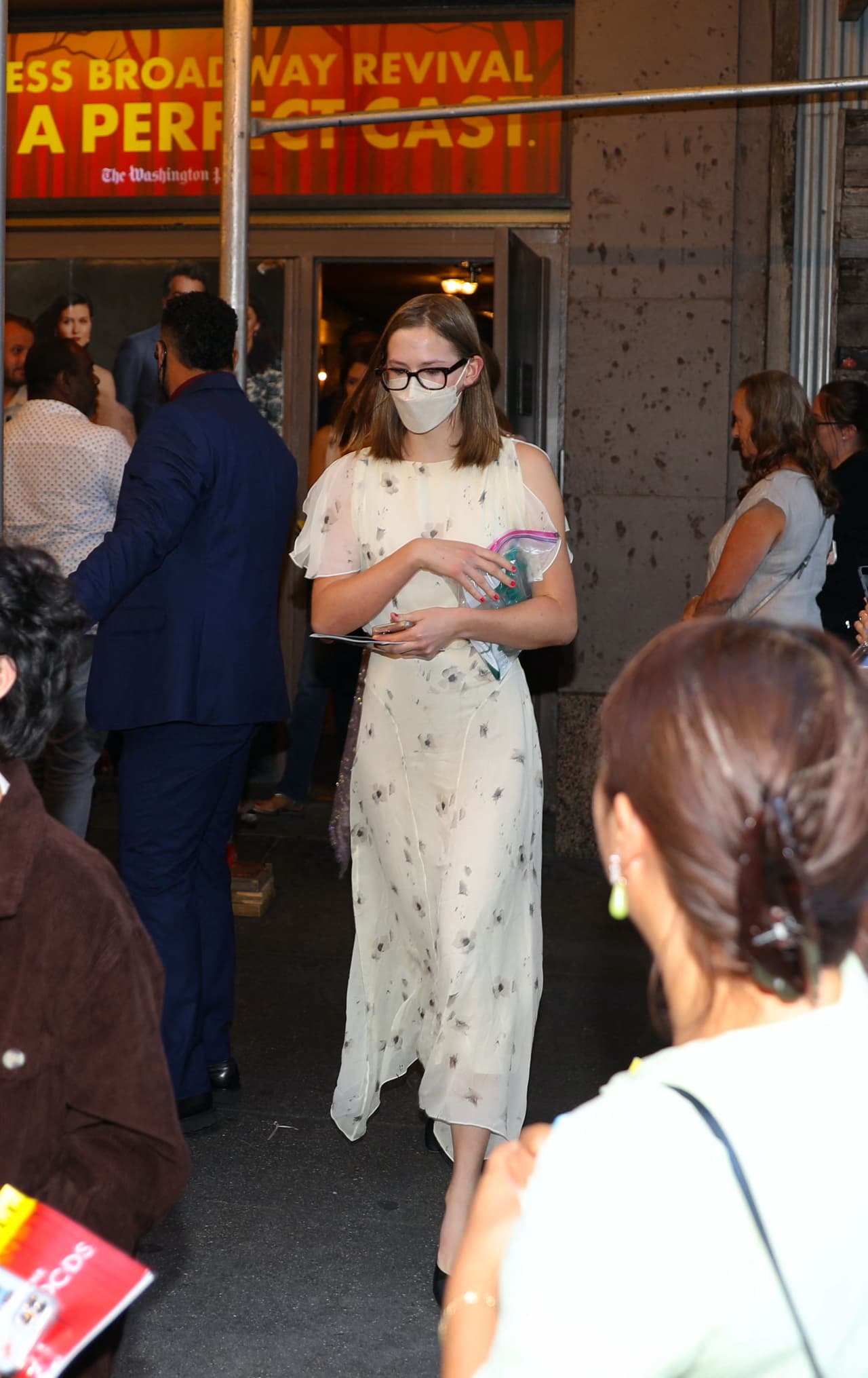 “Ella también quería mostrarles a los niños dónde creció y presentarles a algunos de los miembros de su familia [que viven] en Nueva York. Es su territorio y le encanta estar ahí”, agregó.
<br>