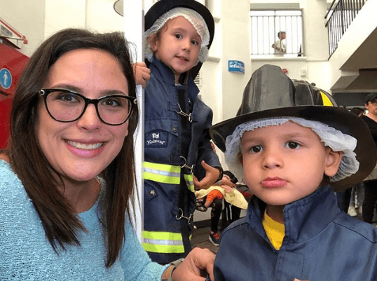 Sin duda, Angélica Vale disfruta al máximo de la maternidad y aunque actualmente no tiene proyectos en televisión, puedes revivir sus actuaciones como 'Leticia Padilla' en 'La Fea Más Bella' a partir de la 1PM/12C por Galavisión.