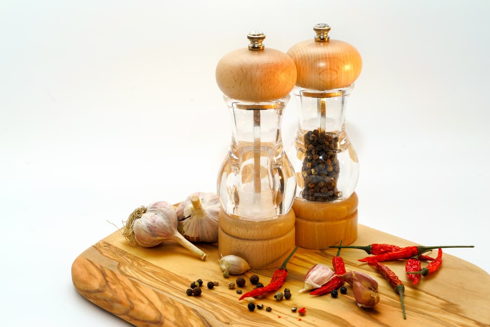 Cuida que nunca se agoten. Y el frasco de estas especias siempre este lleno.