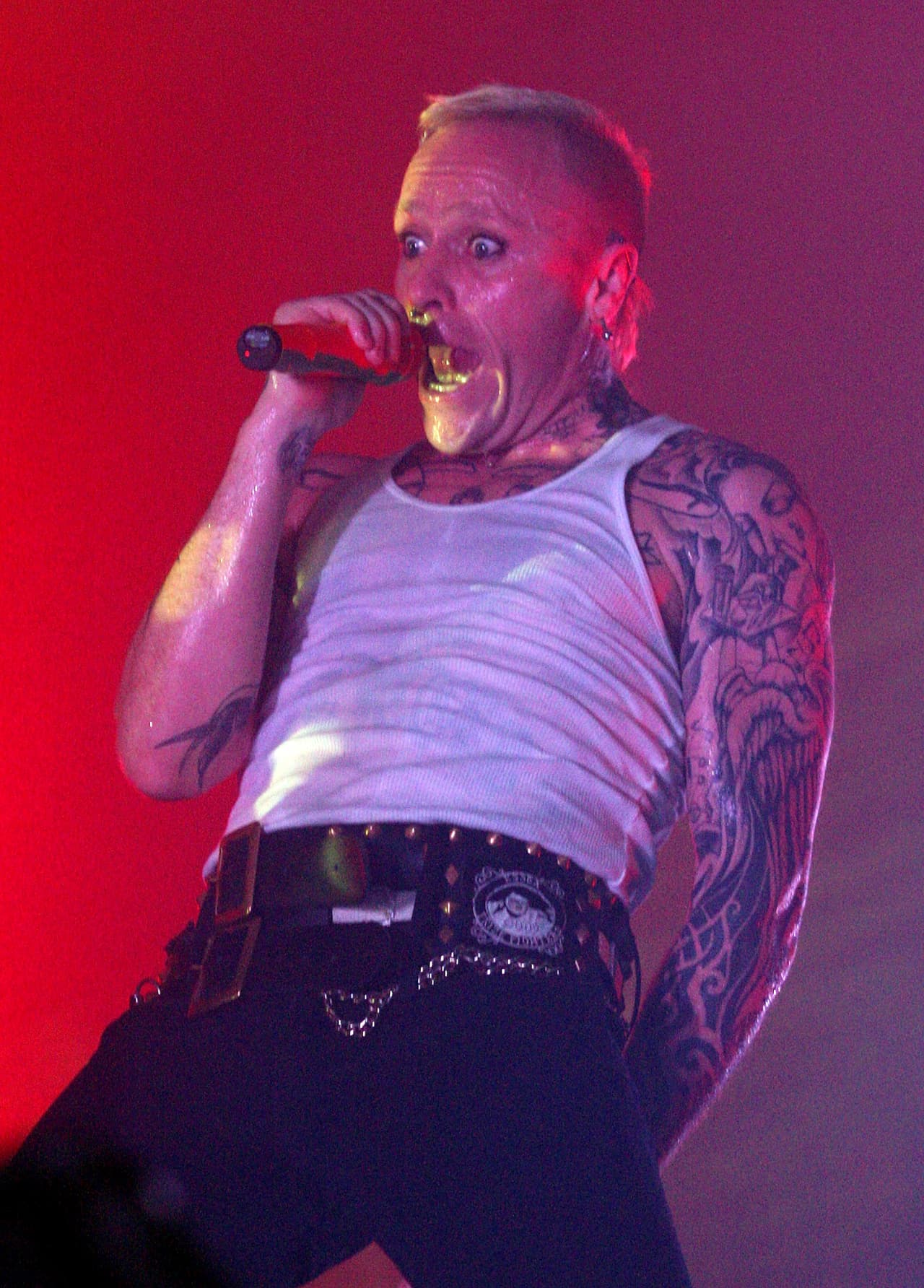 <b>Keith Flint</b>: el vocalista de la banda británica ‘The Prodigy’, fue encontrado sin vida en su residencia en Inglaterra a los 49 años de edad. Aparentemente, se trató de un suicidio, como aseguró su compañero de la agrupación, Liam Howlett.