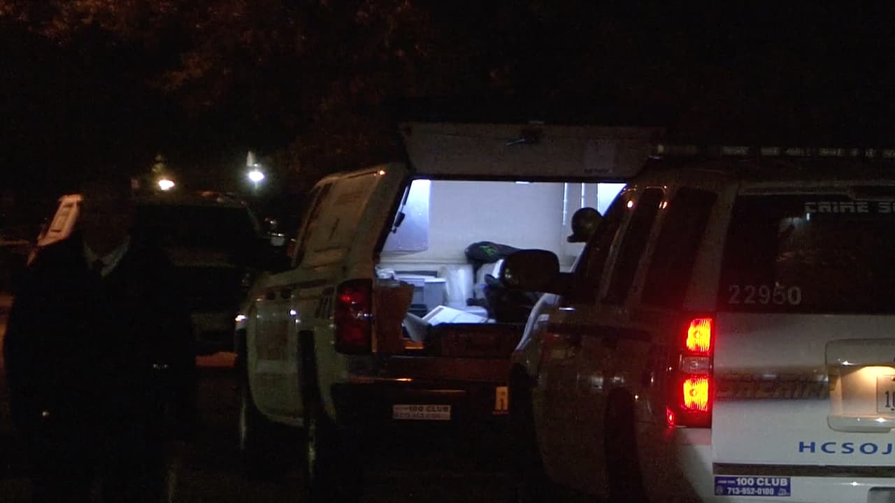 Hasta el momento las autoridades no tienen información sobre el sospechoso o algún vehículo.