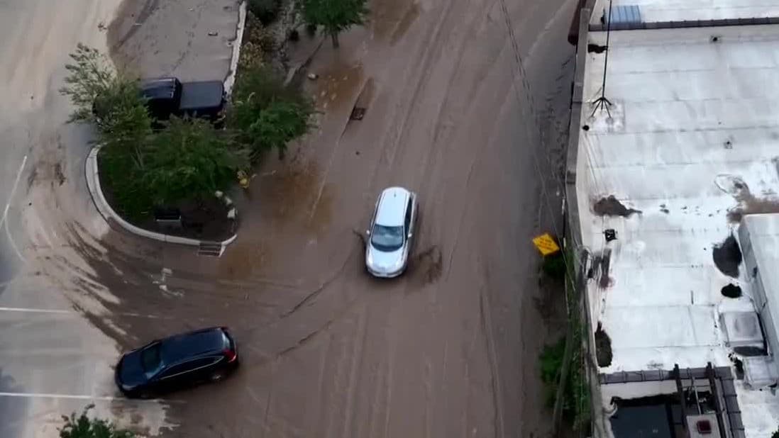 Regreso a clases tras Helene tiene fecha tentativa en Buncombe y Asheville, donde murieron estudiantes