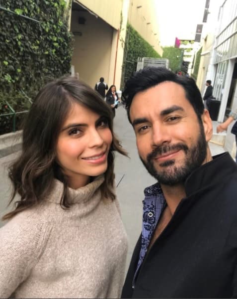 Durante su corta estadía en Televisa, se ha encontrado con varios famosos como David Zepeda, que la describió como: "Una pequeña con mucho talento".