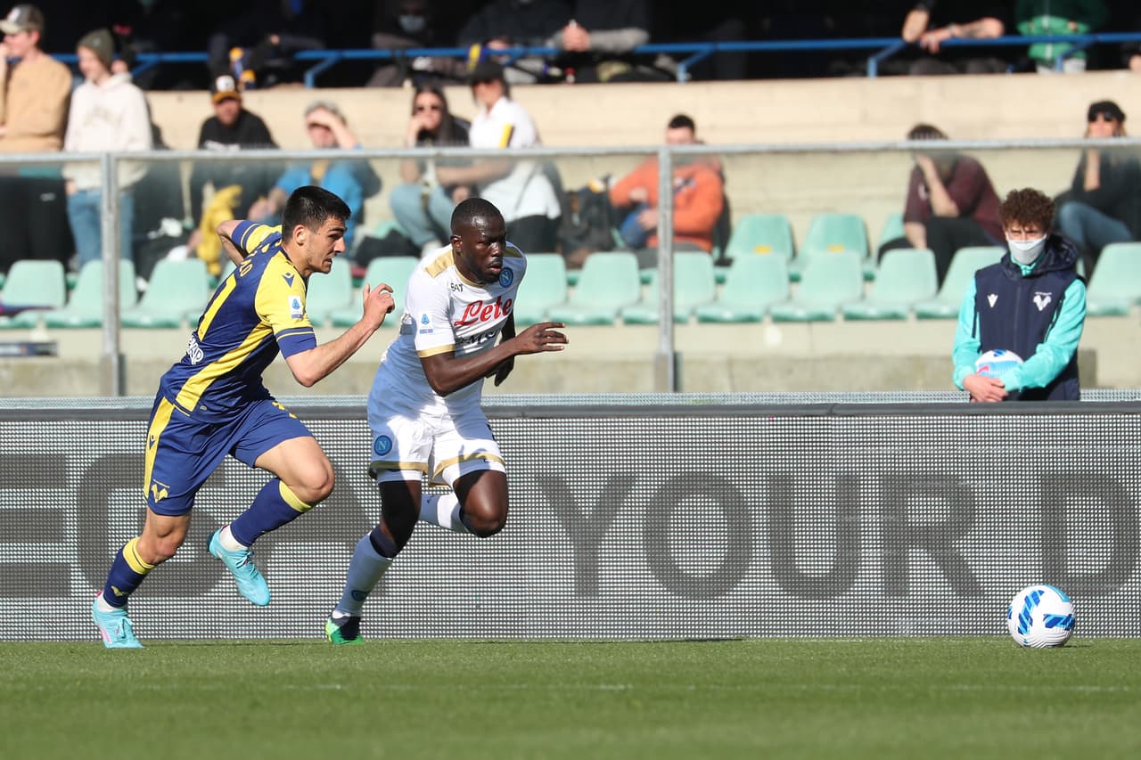 Fotos: 'Chucky'  vuelve al 11 del Napoli; Johan y Genoa igualan ante Atalanta