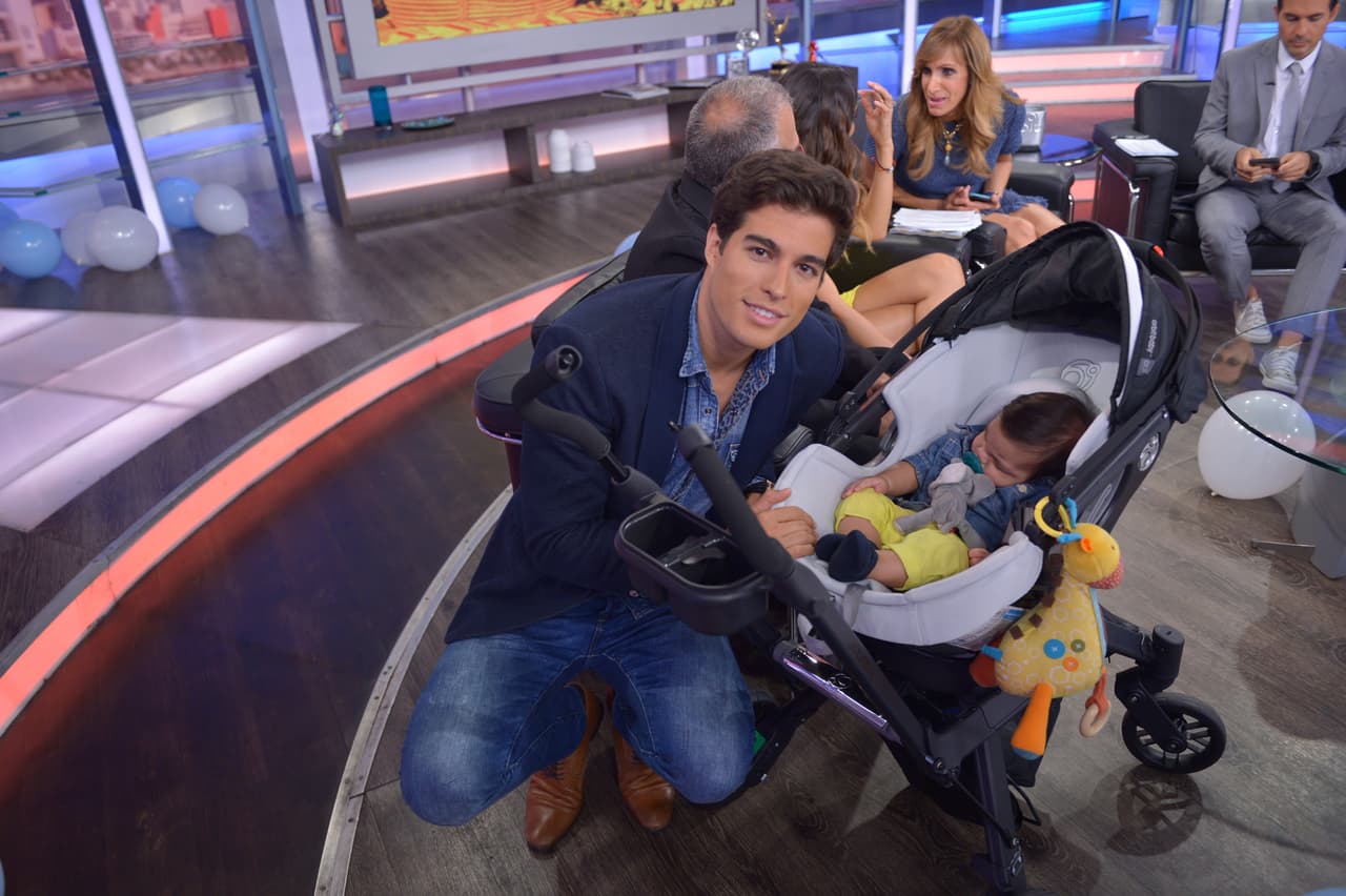 Por medio de las redes sociales ha montado una campaña para apoyar a su querido Ecuador.