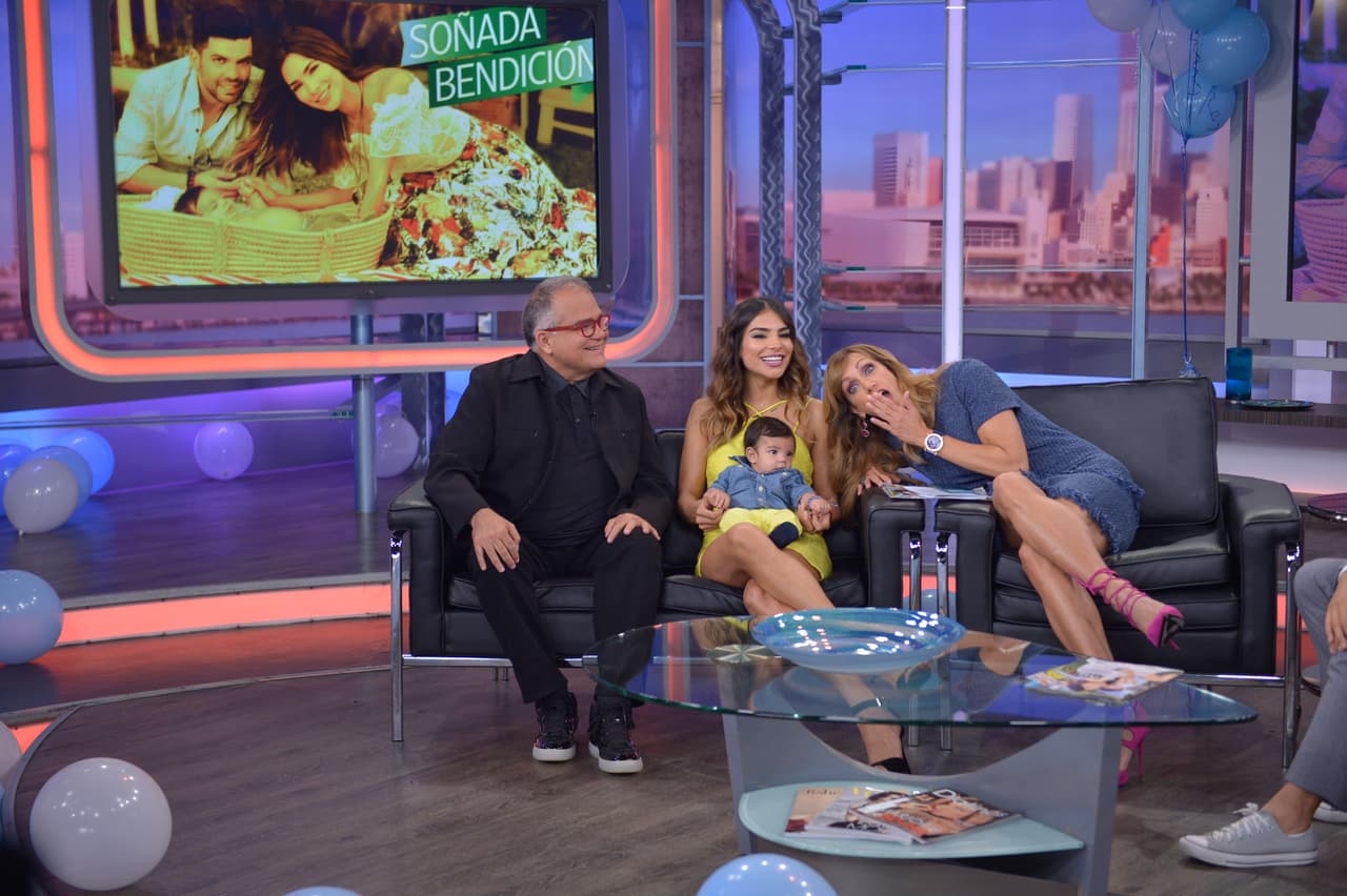 El adorable hijo de la conductora con Anibal Marrero hizo su debut en El Gordo y la Flaca junto a Lili Estefan, Carlitos Calderón, Danilo Carrera y Armando Correa
