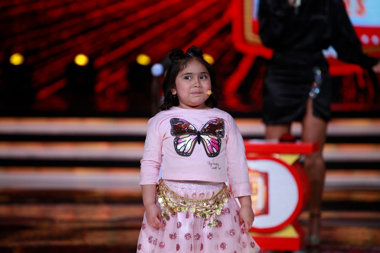 La líder del escuadrón 'Victoria y los victoriosos' vio a Mateo cuando llegó al foro de Pequeños Gigantes.