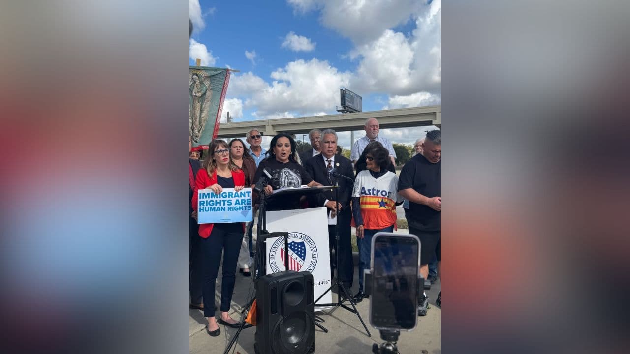 LULAC y algunos políticos rechazan operativos de ICE en Houston y piden a la policía no colaborar