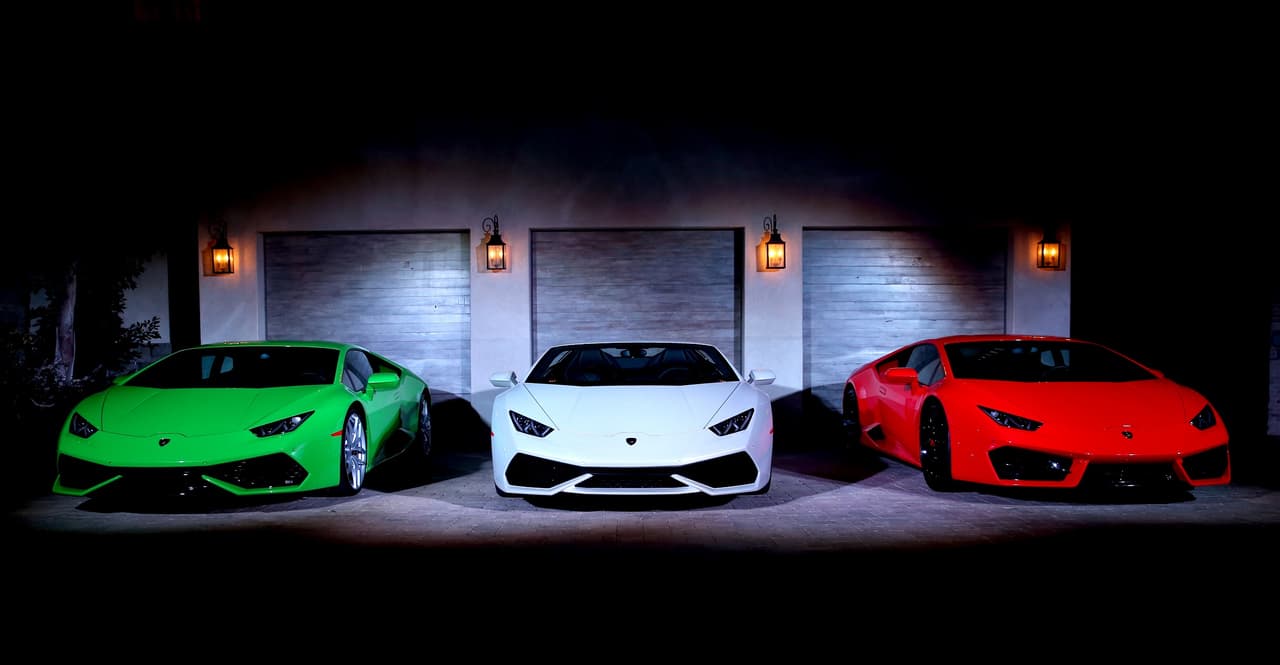 <a href="http://www.univision.com/marcas/lamborghini"><b>Lamborghini</b></a> eligió
<b>Los</b>
<b>Angeles</b> para
<b>presentar</b> su nuevo
<b>Huracán</b>
<b>RWD</b>
<b>Spyder</b>, con el que busca fusionar la apariencia de un convertible con un superdeportivo de tracción trasera.
<br>