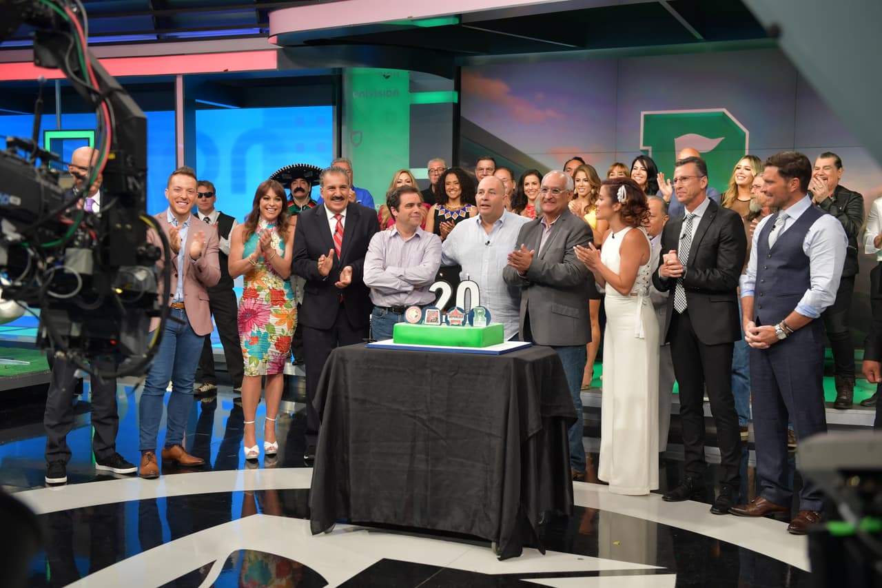 República Deportiva cumple 20 años de alegría e información y así los vivimos este domingo.