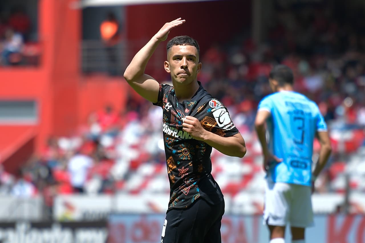 El Toluca se despachó con cuchara grande ante el Qurétaroy lo aplastó por 4-1.