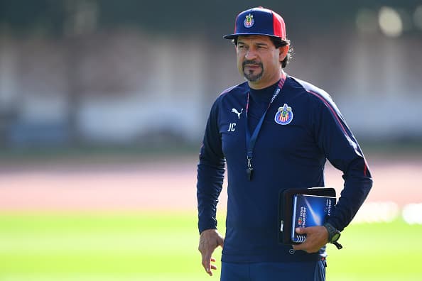 José Saturnino Cardozo llegó en junio en lugar de Matías Almeyda para asumir como entrenador de Chivas de Guadalajara.