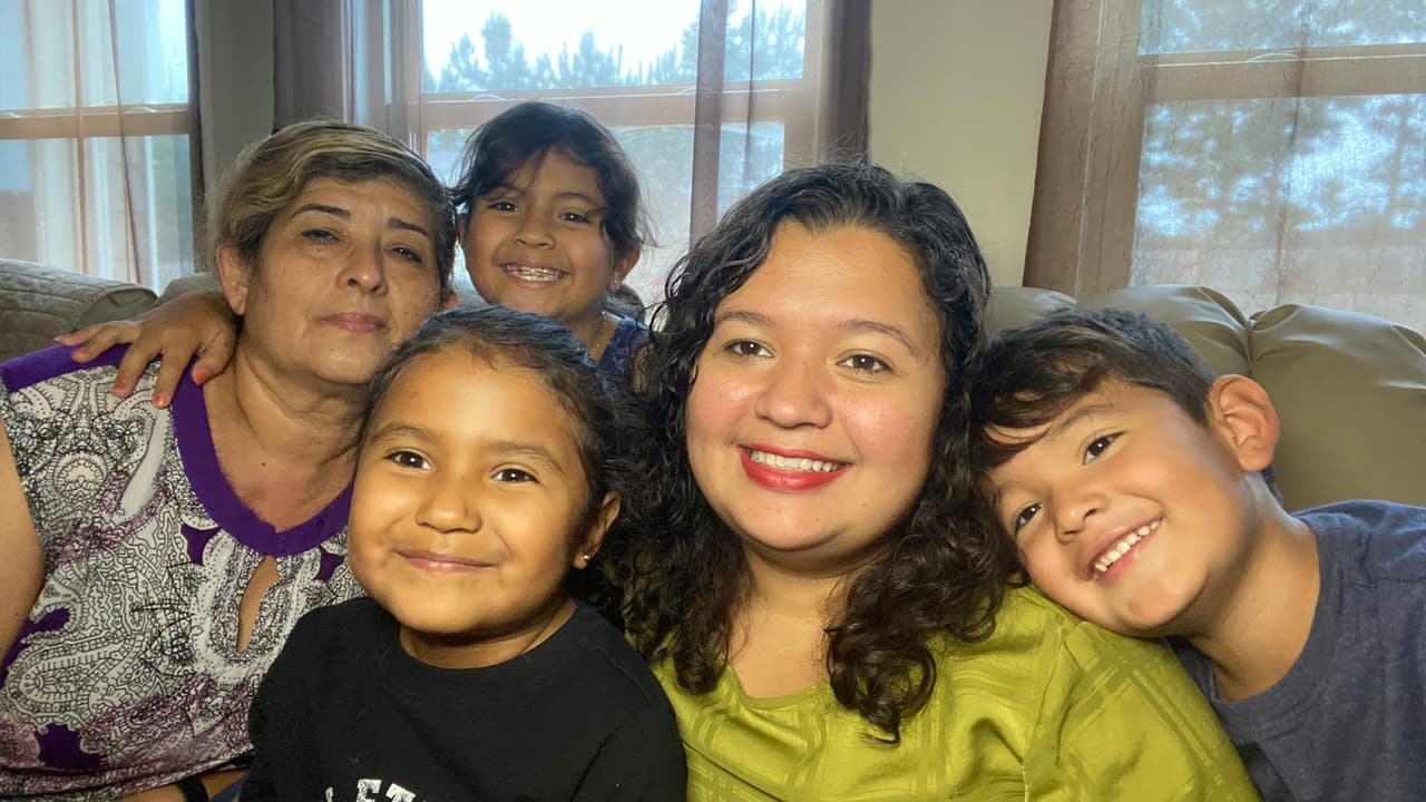 “No solo temía morir, sino morir sola”: hispana sufrió un derrame cerebral durante cuarentena por el coronavirus