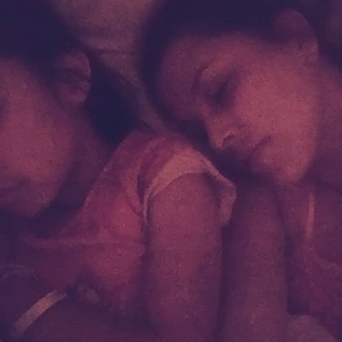 "Cansadas, juntas, seguras, tranquilas! Todo pasará, los amo a mis fans gracias amigos por tanto cariño!", compartió Alicia en una de sus últimas publicaciones.