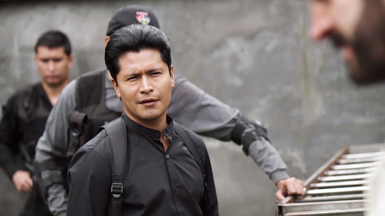 Face to face, ‘El Cano’ took advantage of the moment to say he wouldn’t accept a peace offering; he knew ‘El Chapo’ was upset now that he knew he couldn’t destroy ‘Los Emes’, not even with the army and the federal police.