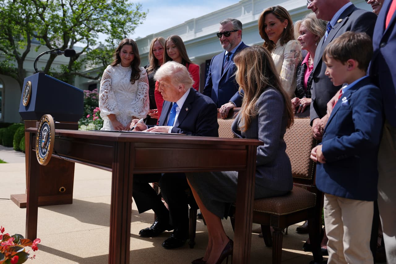 Condenan en EEUU primer caso bajo ley que protege a víctimas de contenido sexual con IA