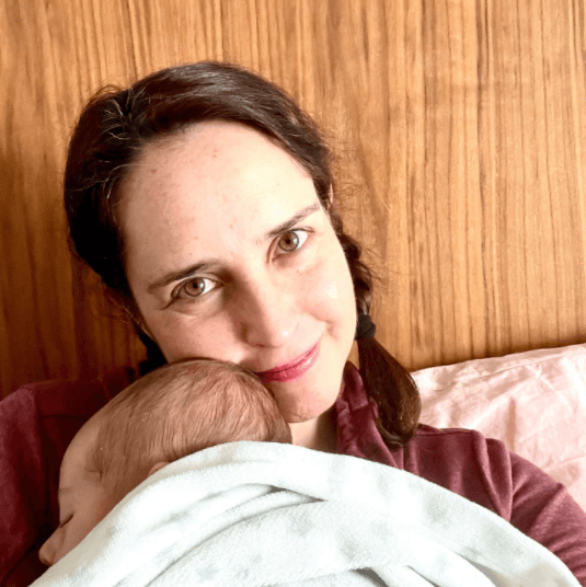 Afortunadamente, el niño ha crecido bien y tanto su mamá como su papá suelen compartir en redes sociales fotografías de él.