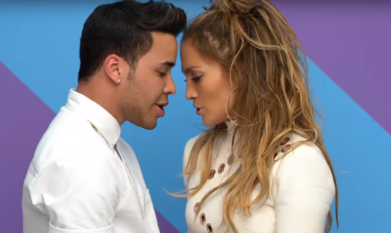 SEDUCTOR. En Back It Up, por ejemplo, lo vimos muy atrevido nada más y nada menos que con Jennifer Lopez.
