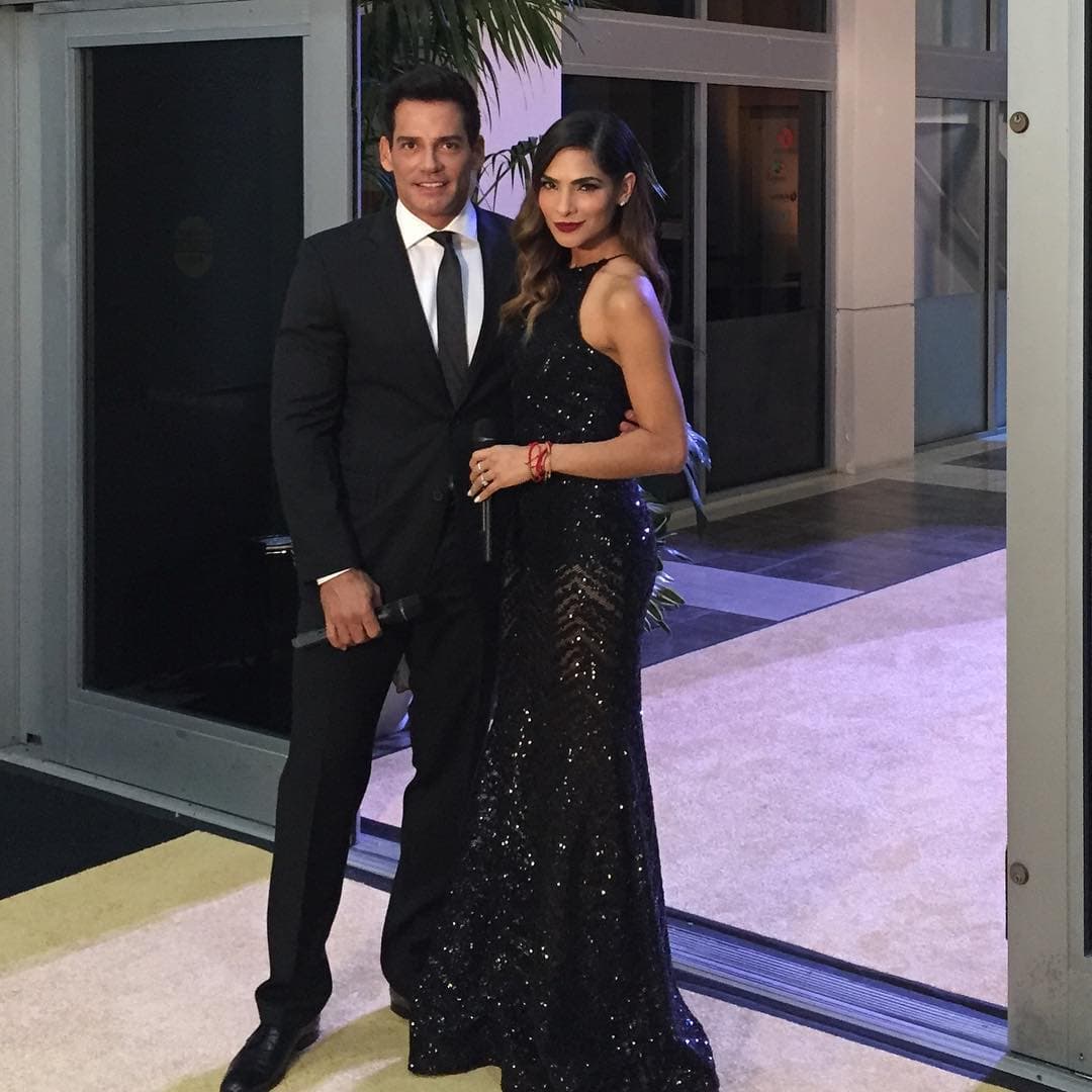 Alejandra Espinoza y Cristián de la Fuente, guapísimos.