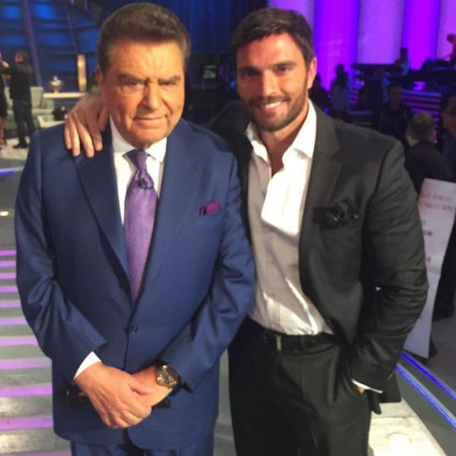 Julián Gil y su foto con Don Francisco.