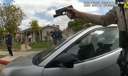 Policías mataron a un hispano frente a su familia: el perturbador tiroteo captado por cámaras corporales 