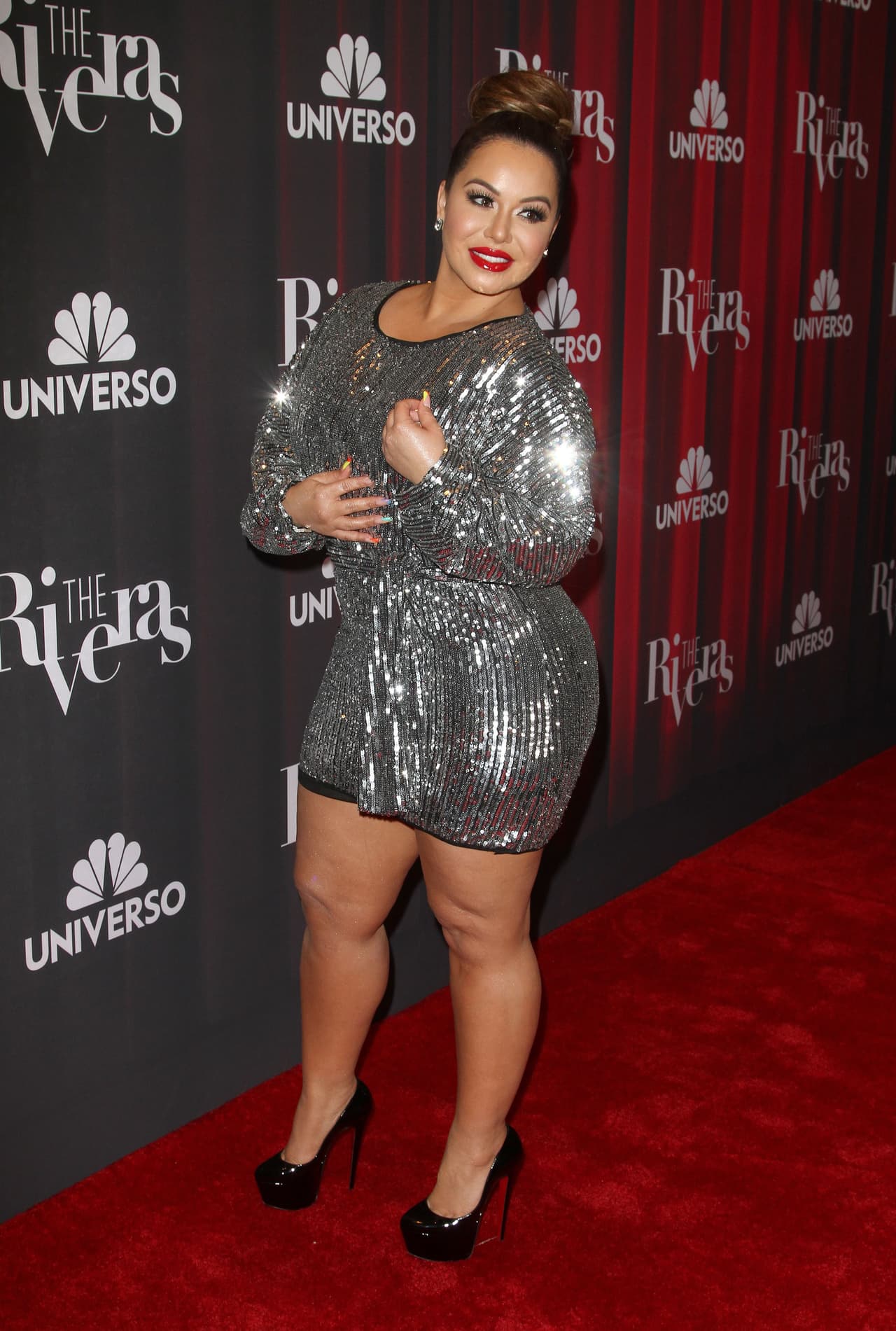 Chiquis Rivera y Frida Sofía
<b><a href="https://www.univision.com/famosos/nunca-maltrates-a-alguien-delante-de-mi-el-duro-mensaje-de-chiquis-rivera-tras-la-polemica-con-frida-sofia-fotos">se involucraron en una polémica</a></b> a principios de noviembre, luego de que supuestamente, la hija de Jenni Rivera
<b><a href="https://www.univision.com/shows/el-gordo-y-la-flaca/el-video-de-lupe-esparza-donde-relata-lo-que-ocurrio-con-frida-sofia-no-iba-a-pelearme-con-una-nina-video" target="_blank">defendió a Lupe Esparza</a></b>, líder de Bronco, de algunos comentarios que le hizo la hija de Alejandra Guzmán en un bar de Dallas, después de la gala de los
<b><a href="https://www.univision.com/famosos/una-falla-tecnica-con-belinda-en-el-homenaje-a-selena-y-gloria-trevi-en-cumbia-asi-fueron-los-premios-de-la-radio-fotos" target="_blank">Premios de la Radio 2019.</a></b>
<br>