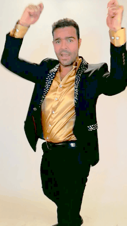 Pablo Montero, actor y cantante mexicano, considerado uno de los máximos exponentes de la música ranchera.