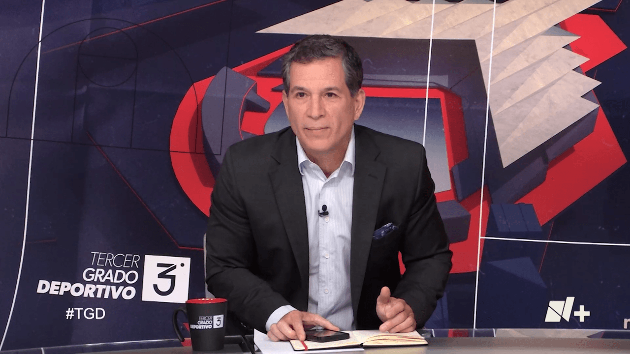 Javier Alarcón cree que el Tri no debe seguir en contrato con SUM