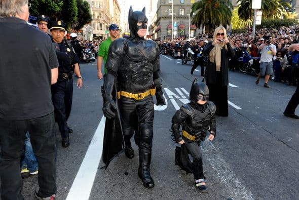 Pero más el de Christian Bale, quien encarnó a Batman en la película Batman Begins.