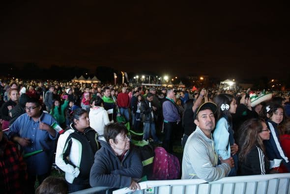 Mexicanos en el área de Chicago llegaron a La Villita para celebrar a lo grande el tradicional grito de Independencia que fue oficiado por el Cónsul General de México de esa ciudad.