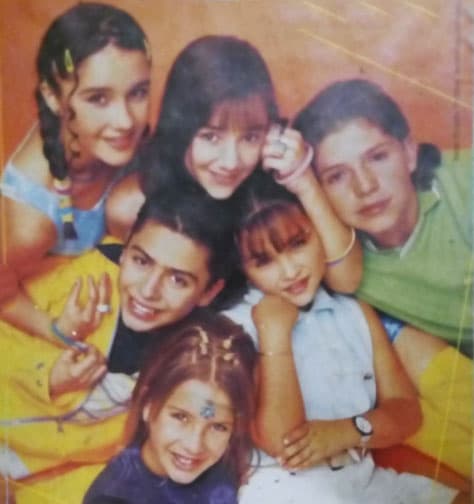 Ellos fueron parte del grupo infantil 'Kids' a finales de la década de los 90, aunque ya se conocían por haber participado en un comercial de televisión.