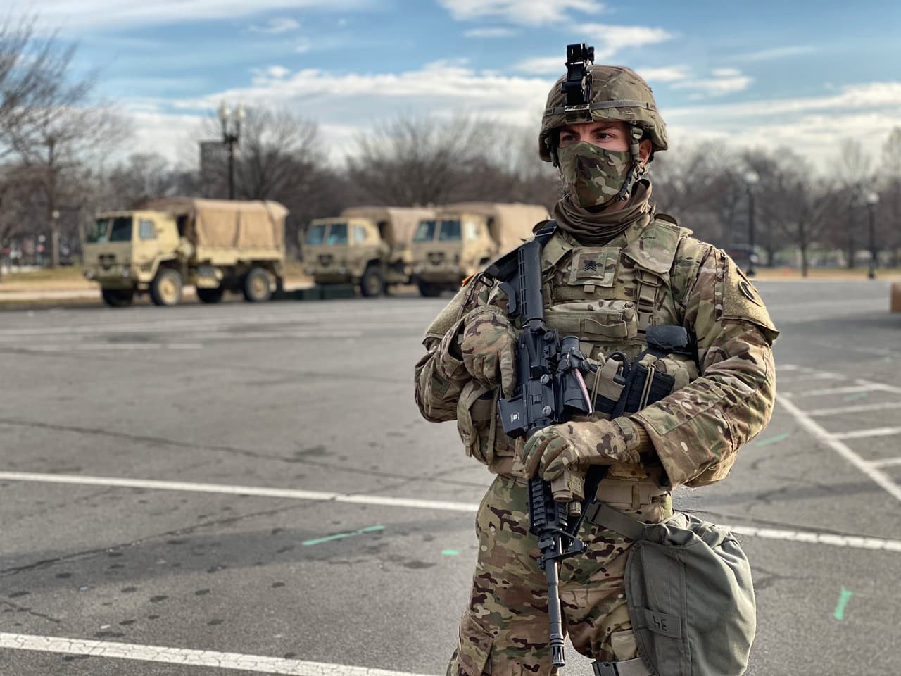A partir del viernes se prohibirá el acceso a los estacionamientos de la zona a menos que se tenga una autorización especial, dijo la alcaldesa. La medida durará hasta después de la ceremonia inaugural.