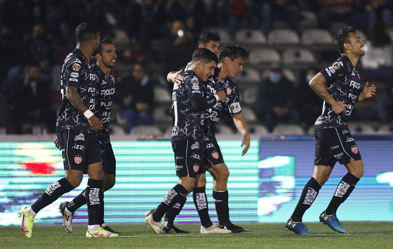 Alejandro Zendejas consiguió el empate apenas iniciada la segunda mitad.