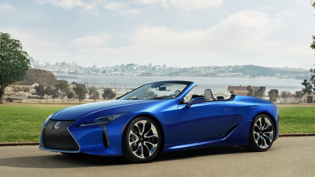 Los Angeles 2019: Lexus LC 500 Convertible 2021