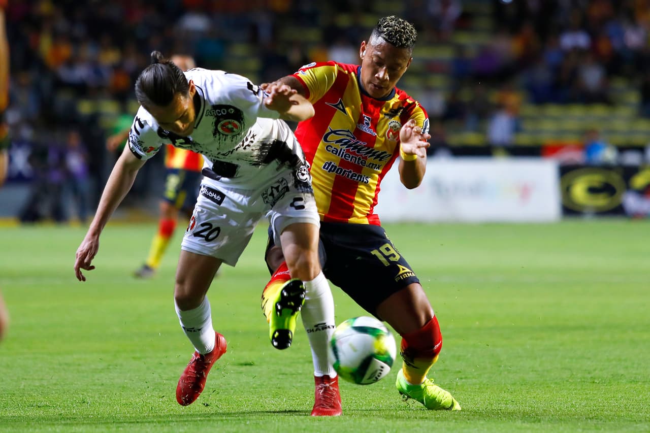 Para la segunda parte, los visitantes tomaron la iniciativa ante un Morelia que cedió terreno, el balón y que le estaba concediendo espacio a Tijuana.