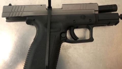 Agentes del sector Tucson interceptaron un intento de trafico humano y contrabando de droga cerca de Nogales. Tres migrantes y tres ciudadanos estadounidenses fueron detenidos.